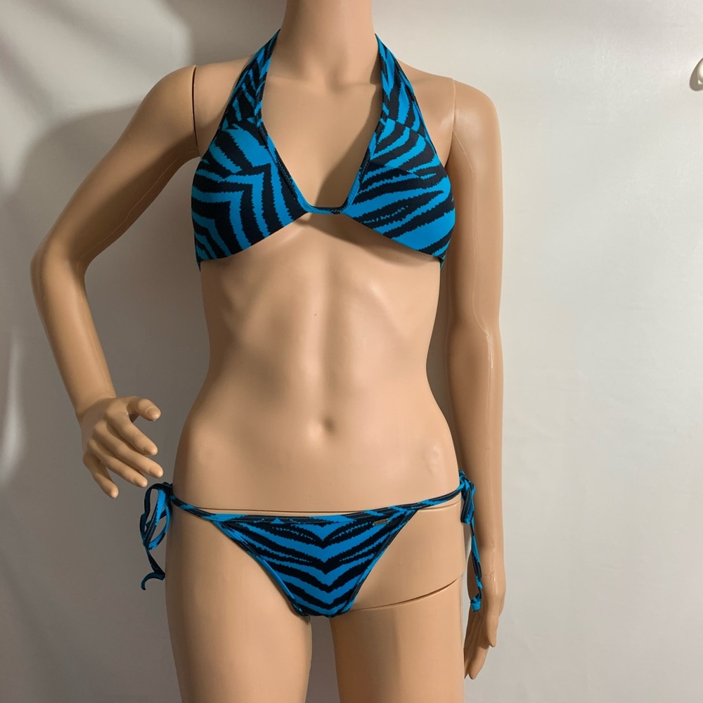 Victoria secret swimsuit mix size Top M, bottom S